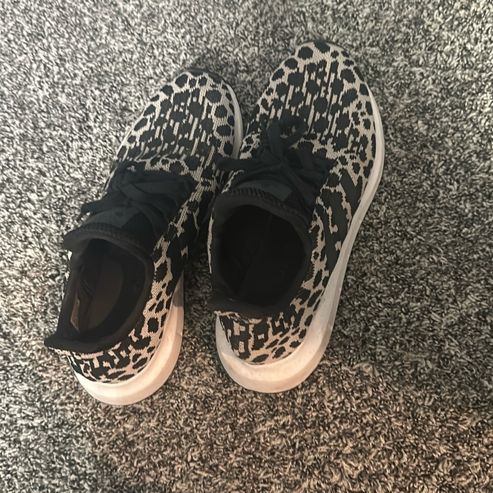 Leopard print Adidas Shoes